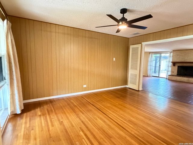 1219 ARROYA VISTA DR, San Antonio, TX 78213