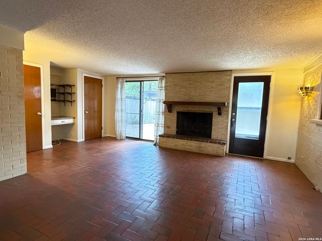 1219 ARROYA VISTA DR, San Antonio, TX 78213