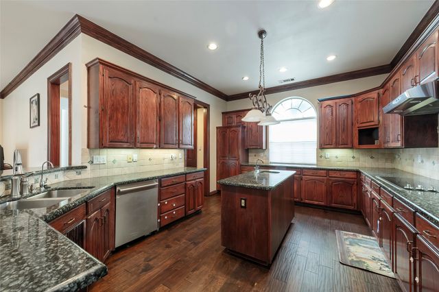 6504 Myrtle Beach Drive, Plano, TX 75093