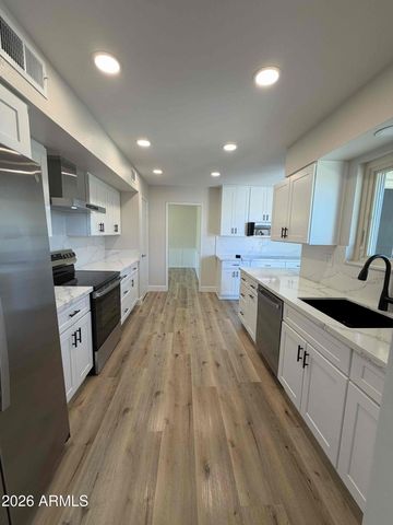 10442 W TROPICANA Circle, Sun City, AZ 85351
