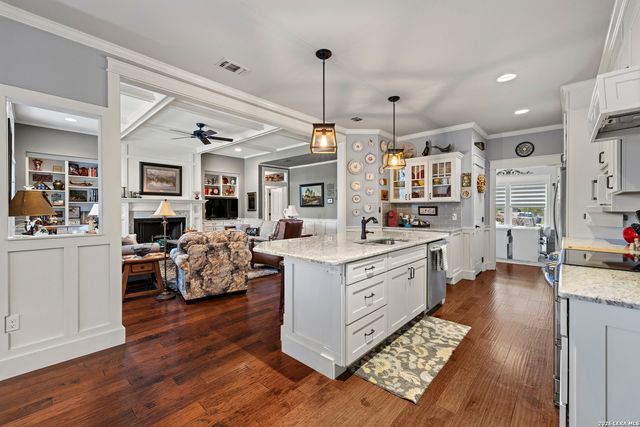 2152 Amberstone, Fredericksburg, TX 78624