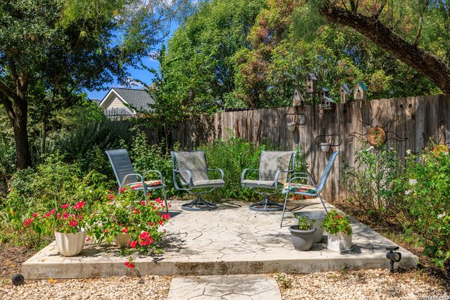 2152 Amberstone, Fredericksburg, TX 78624