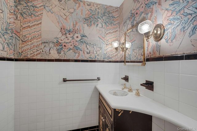 6 Payne Road, Elmsford, NY 10523