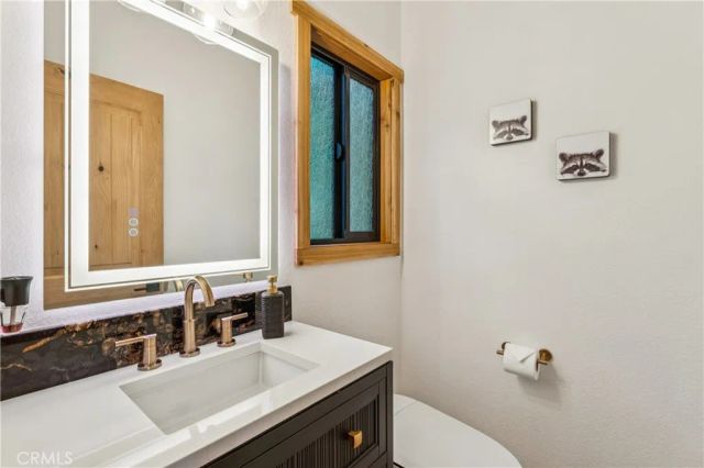 590 Arrowhead Villa, Lake Arrowhead, CA 92352