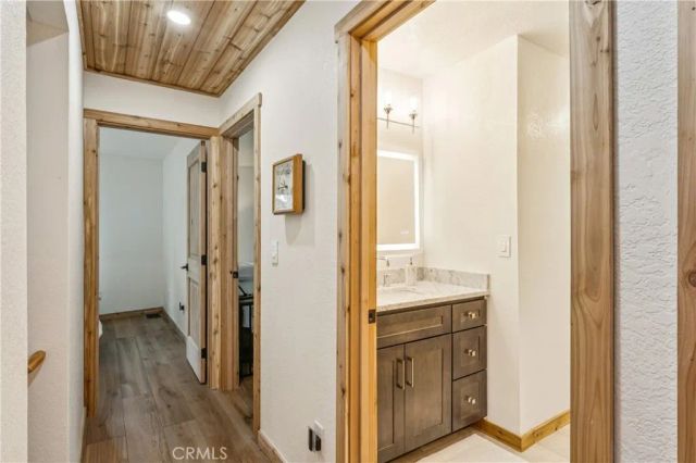 590 Arrowhead Villa, Lake Arrowhead, CA 92352
