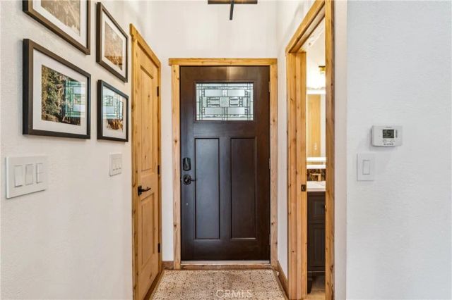 590 Arrowhead Villa, Lake Arrowhead, CA 92352