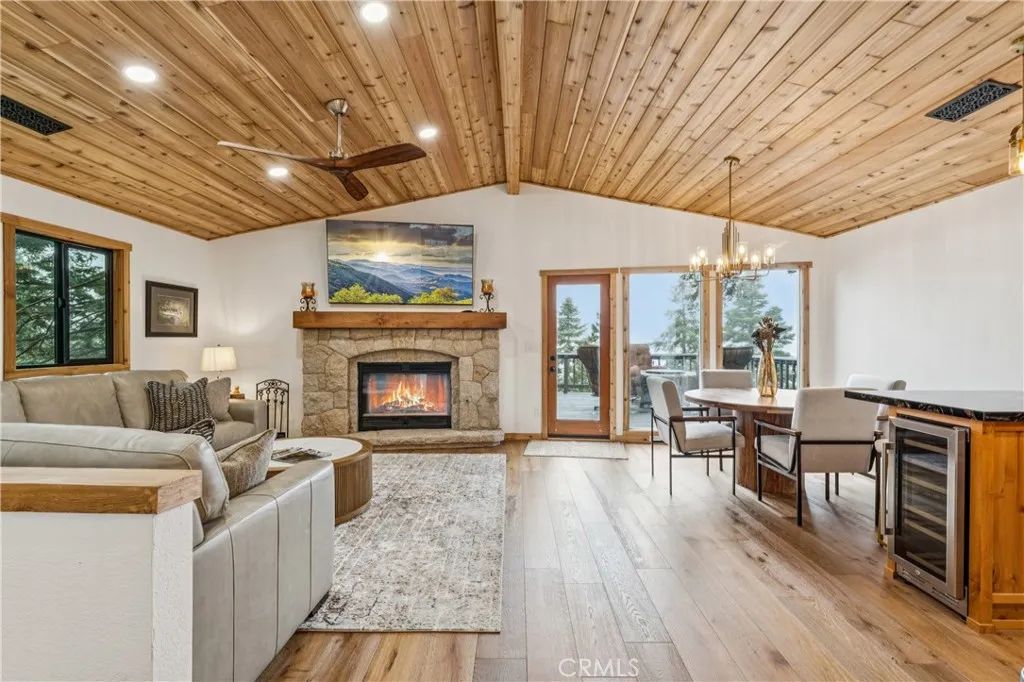 590 Arrowhead Villa, Lake Arrowhead, CA 92352