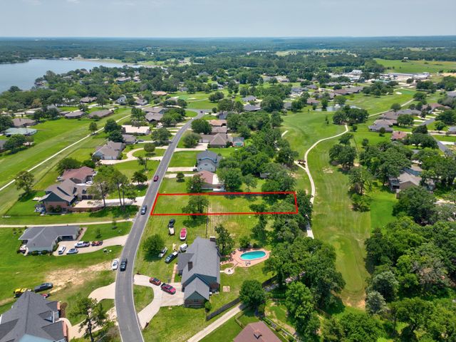 416 Kiowa Drive W, Lake Kiowa, TX 76240