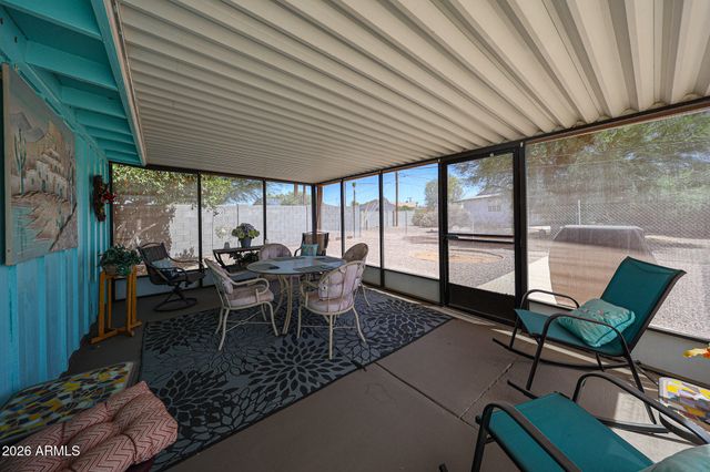 11621 N DESERT HILLS Drive W, Sun City, AZ 85351