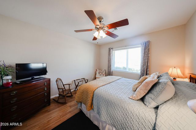 11621 N DESERT HILLS Drive W, Sun City, AZ 85351