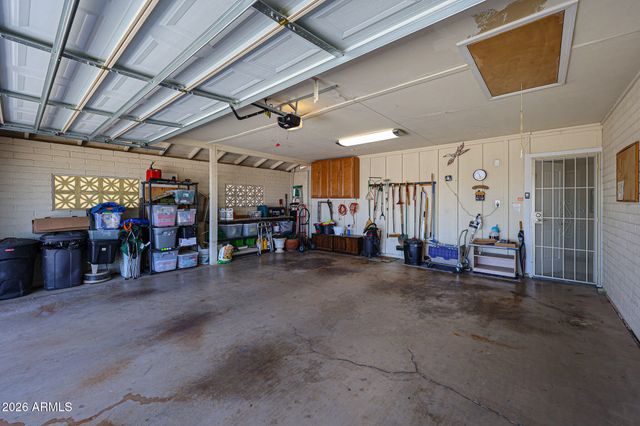 11621 N DESERT HILLS Drive W, Sun City, AZ 85351