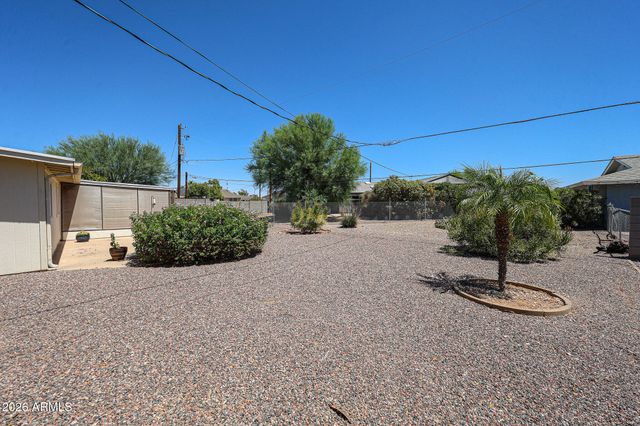 11621 N DESERT HILLS Drive W, Sun City, AZ 85351