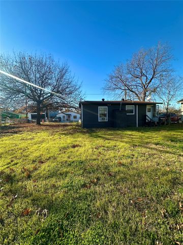 3350 Parvia Avenue, Dallas, TX 75212