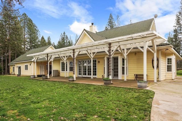 20400 Ponderosa Way, Fiddletown, CA 95629