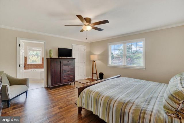 114 PARK ST, Seven Valleys, PA 17360