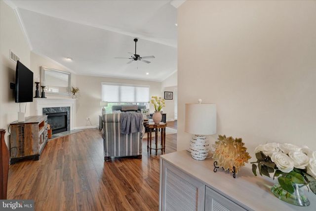 114 PARK ST, Seven Valleys, PA 17360