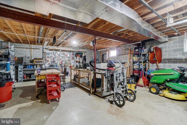 114 PARK ST, Seven Valleys, PA 17360