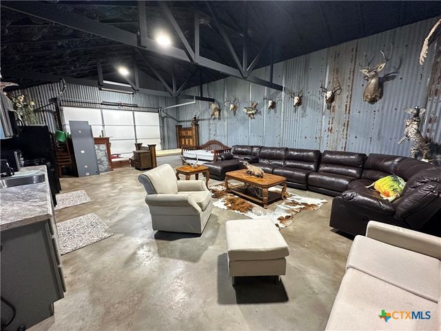 000-C Juan Antonio Road, Victoria, TX 77904