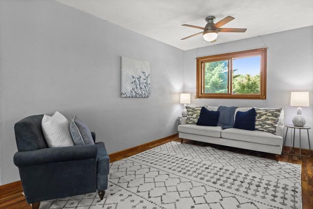 102 Violet Circle, Madison, WI 53714
