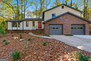 235 Sabrina Court, Woodstock, GA 30188