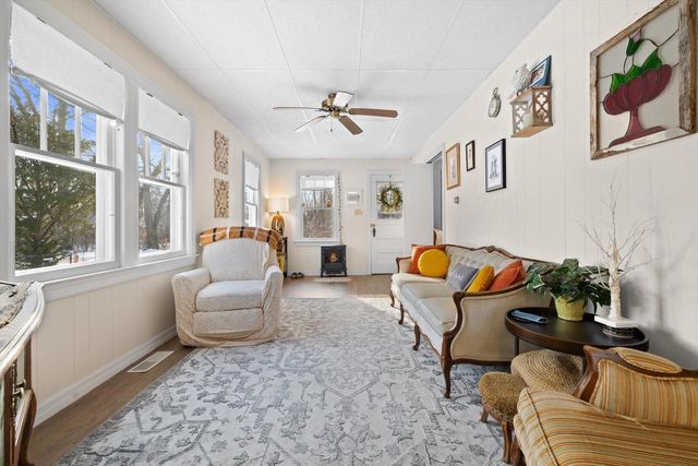 W862 Florence ROAD, Genoa City, WI 53128