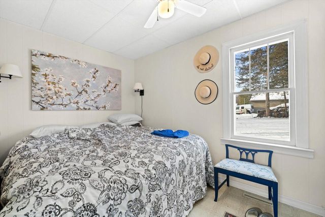 W862 Florence ROAD, Genoa City, WI 53128