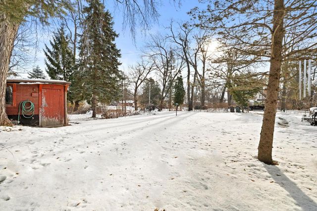 W862 Florence ROAD, Genoa City, WI 53128