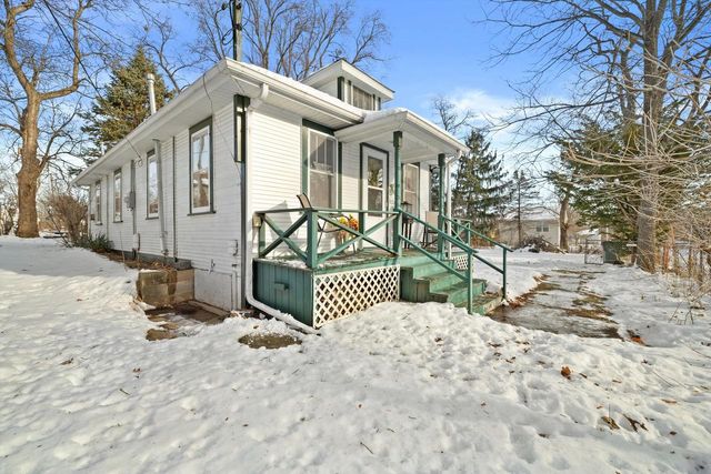 W862 Florence ROAD, Genoa City, WI 53128