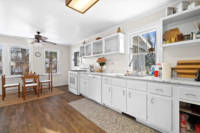 W862 Florence ROAD, Genoa City, WI 53128