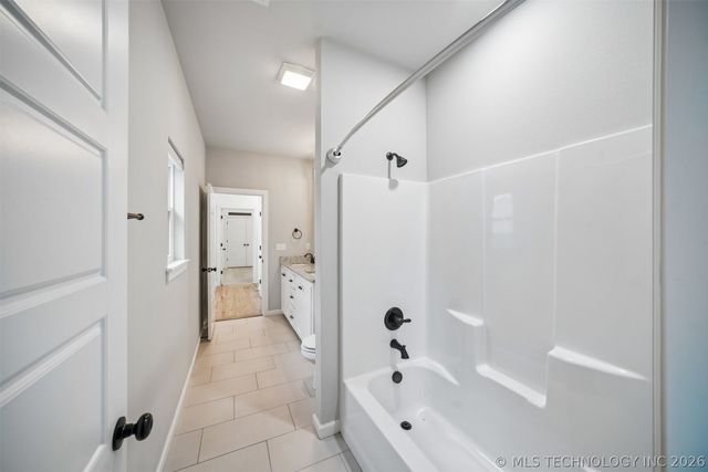 12906 S 6th Place, Jenks, OK 74037