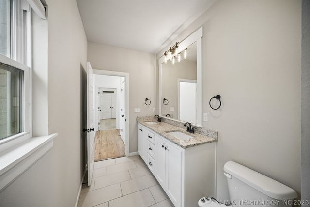 12906 S 6th Place, Jenks, OK 74037