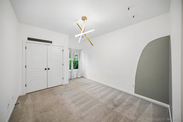 12906 S 6th Place, Jenks, OK 74037