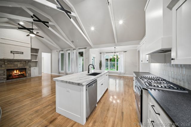 12906 S 6th Place, Jenks, OK 74037
