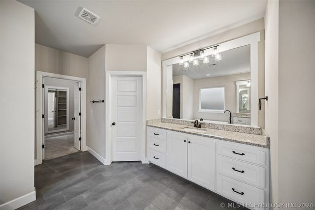 12906 S 6th Place, Jenks, OK 74037
