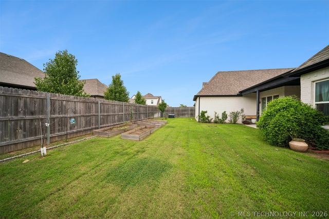 12906 S 6th Place, Jenks, OK 74037