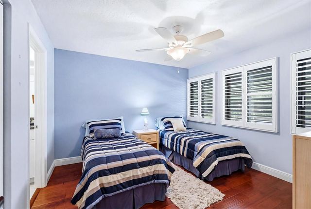 5186 LAKE VILLAGE DRIVE 90, Sarasota, FL 34235