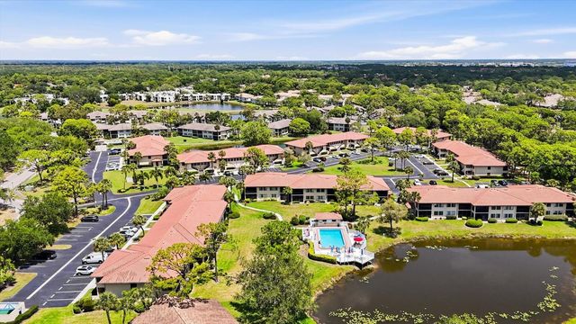 5186 LAKE VILLAGE DRIVE 90, Sarasota, FL 34235
