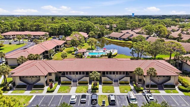 5186 LAKE VILLAGE DRIVE 90, Sarasota, FL 34235