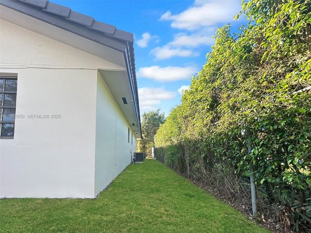 13925 SW 26th Terrace, Miami, FL 33175