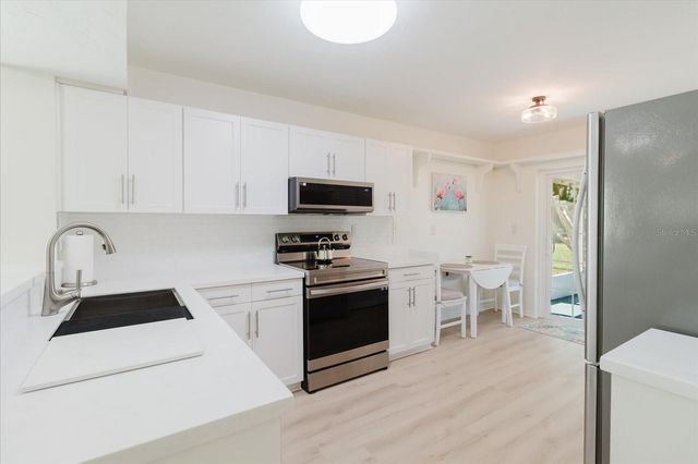 7807 HARDWICK DRIVE 111, New Port Richey, FL 34653