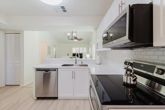 7807 HARDWICK DRIVE 111, New Port Richey, FL 34653