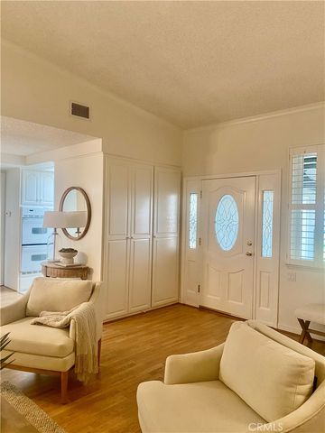 1880 McKinney Way, M15-20B, Seal Beach, CA 90740