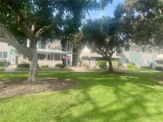 1880 McKinney Way, M15-20B, Seal Beach, CA 90740