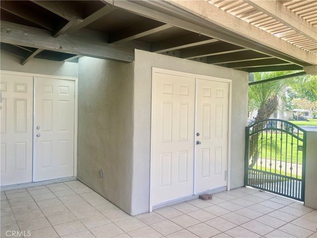 1880 McKinney Way, M15-20B, Seal Beach, CA 90740