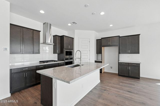 20081 W EL NIDO Lane, Litchfield Park, AZ 85340