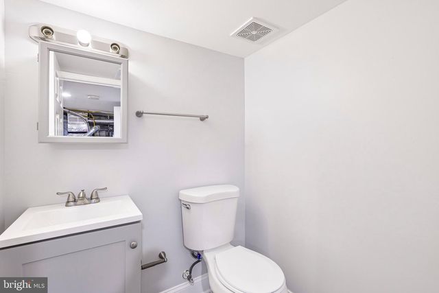 5200 READY AVE, Baltimore, MD 21212