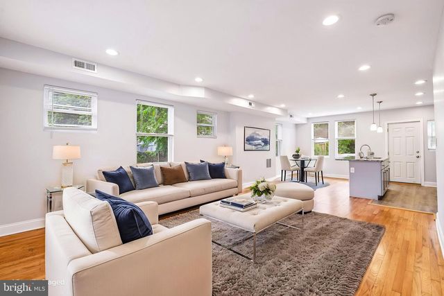 5200 READY AVE, Baltimore, MD 21212
