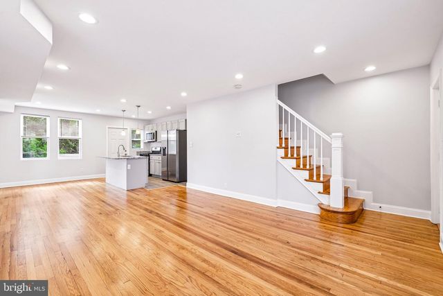 5200 READY AVE, Baltimore, MD 21212