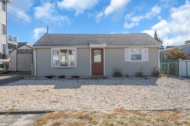 204 Butler Boulevard, Bayville, NJ 08721