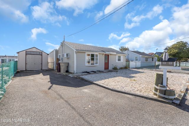 204 Butler Boulevard, Bayville, NJ 08721